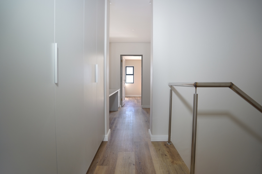 2 Bedroom Property for Sale in Sandown Western Cape